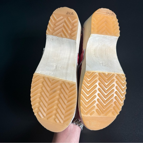 Red Clogs - Picture 8 of 13